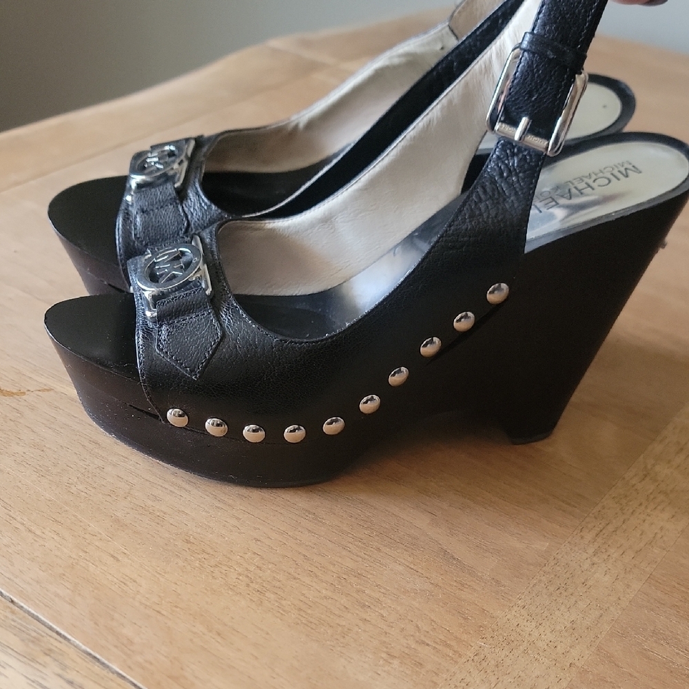 Michael Kors Leather Black and Silver Wedge Sandals with Metallic Embellishments